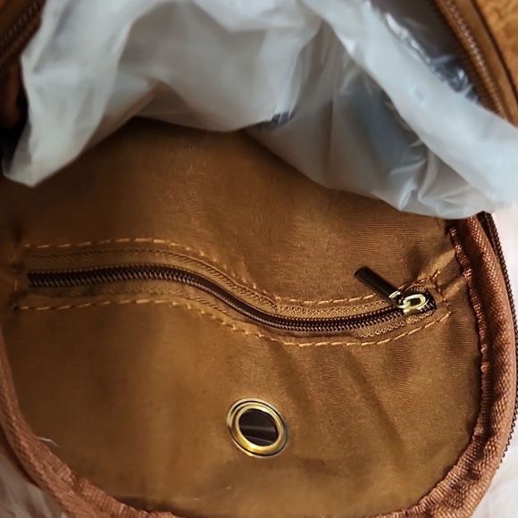 Brand New YUERMEI WOMEN'S TRENDY SMALL SLING CROSSBODY BAG - Picture 5 of 6